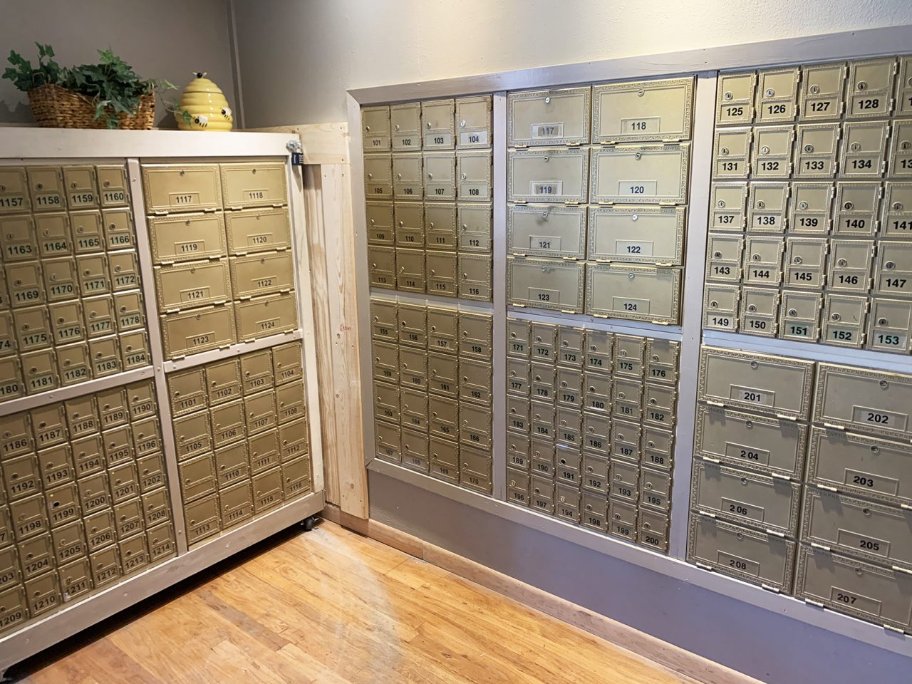 mailbox-rentals-in-fredericksburg-texas-ship-ups-fedex-notary-fax